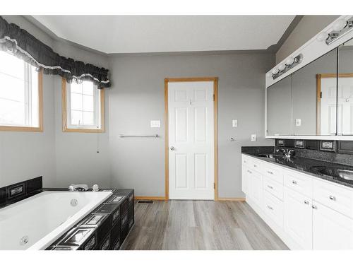 132 Westwood Drive, Fort Mcmurray, AB - Indoor Photo Showing Bathroom