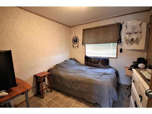 183 Grenoble Crescent, Fort Mcmurray, AB - Indoor Photo Showing Bedroom