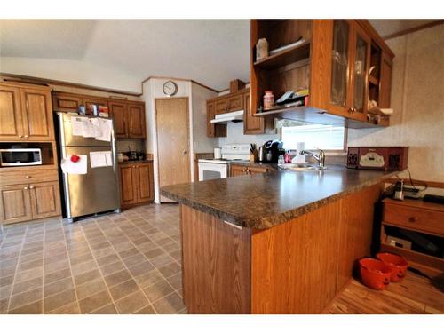 183 Grenoble Crescent, Fort Mcmurray, AB - Indoor Photo Showing Kitchen