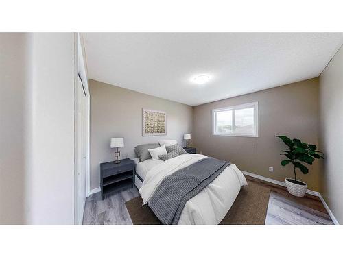 102-13441 Twp Rd 665A, Lac La Biche, AB - Indoor Photo Showing Bedroom