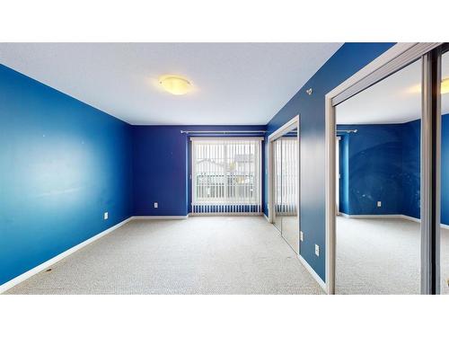 7103-200 Lougheed Drive, Fort Mcmurray, AB - Indoor Photo Showing Other Room