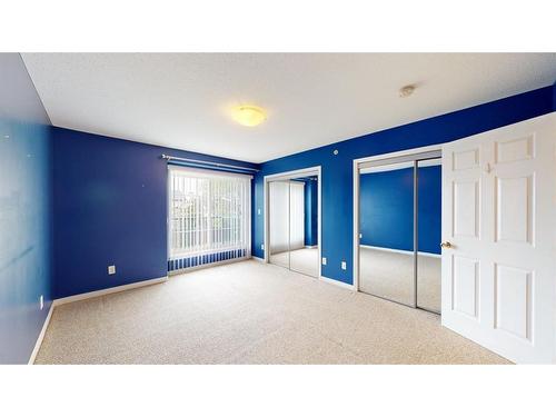 7103-200 Lougheed Drive, Fort Mcmurray, AB - Indoor Photo Showing Other Room