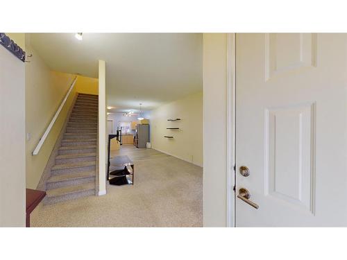 7103-200 Lougheed Drive, Fort Mcmurray, AB - Indoor Photo Showing Other Room