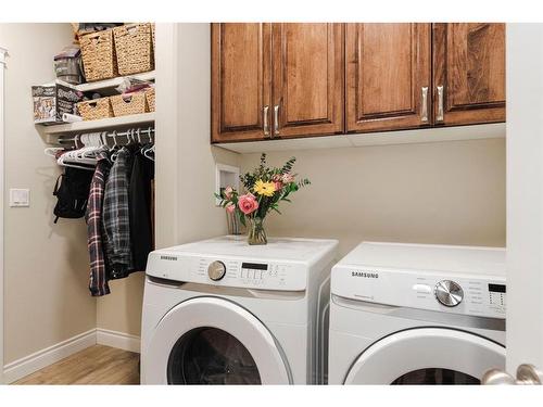 176 Mountain Avens Crescent, Fort Mcmurray, AB - Indoor Photo Showing Laundry Room