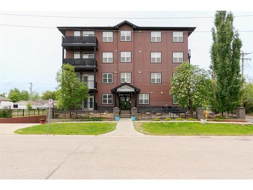 303-9919 Gordon Avenue, Fort Mcmurray, AB - Outdoor With Balcony With Facade