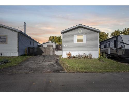 104 Grecian Place, Fort Mcmurray, AB - Outdoor