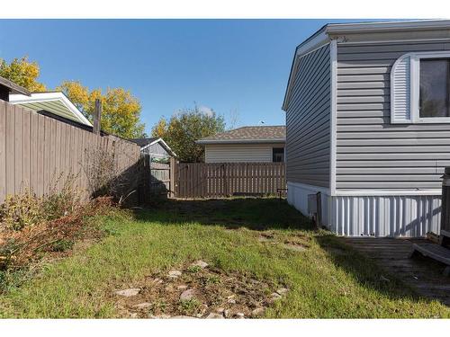 104 Grecian Place, Fort Mcmurray, AB - Outdoor With Exterior