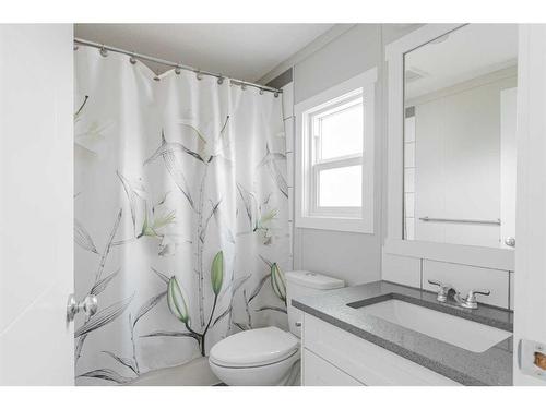 200 Greely Road, Fort Mcmurray, AB - Indoor Photo Showing Bathroom