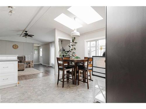 200 Greely Road, Fort Mcmurray, AB - Indoor Photo Showing Dining Room