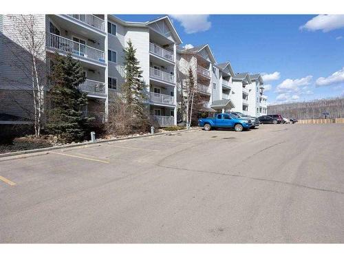 2101-38 Riedel Street, Fort Mcmurray, AB - Outdoor