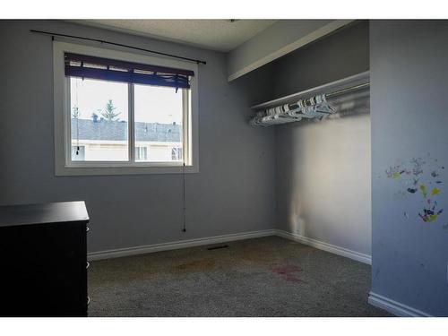 525-600 Signal Road, Fort Mcmurray, AB - Indoor Photo Showing Other Room