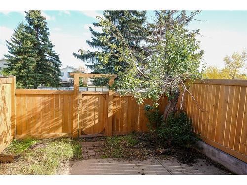 525-600 Signal Road, Fort Mcmurray, AB - Outdoor