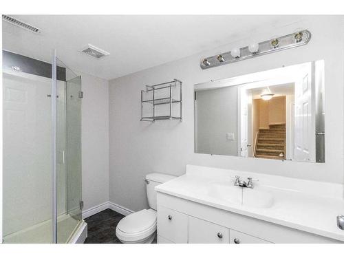 129 Cinnamon Street, Fort Mcmurray, AB - Indoor Photo Showing Bathroom