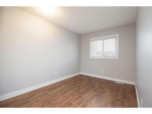 4-400 Silin Forest Road, Fort Mcmurray, AB - Indoor Photo Showing Other Room