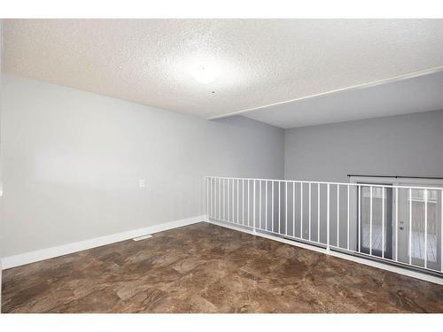 4-400 Silin Forest Road, Fort Mcmurray, AB - Indoor Photo Showing Other Room