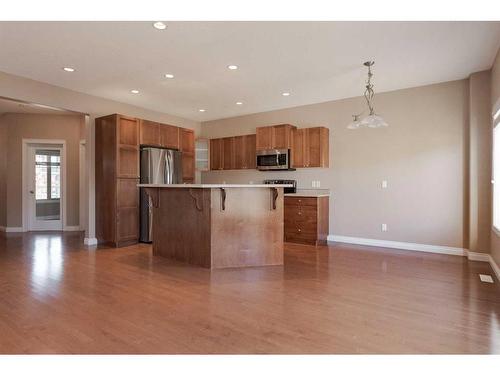 324 Falcon Drive, Fort Mcmurray, AB - Indoor Photo Showing Kitchen With Stainless Steel Kitchen