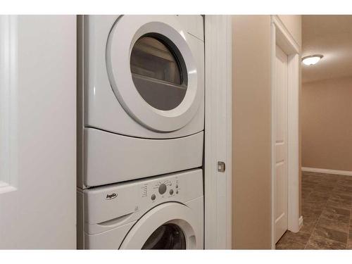 324 Falcon Drive, Fort Mcmurray, AB - Indoor Photo Showing Laundry Room