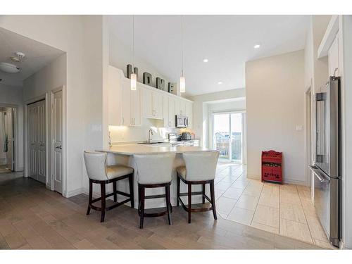 228 Beaverlodge Close, Fort Mcmurray, AB - Indoor Photo Showing Kitchen With Upgraded Kitchen