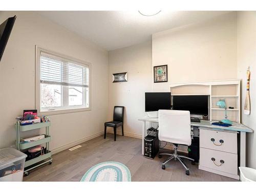 228 Beaverlodge Close, Fort Mcmurray, AB - Indoor Photo Showing Office