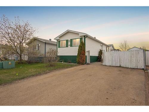 109 Mctavish Crescent, Fort Mcmurray, AB 