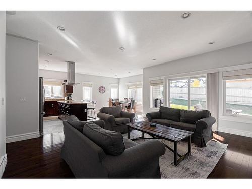 153 Crane Rise, Fort Mcmurray, AB - Indoor Photo Showing Living Room