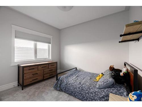 153 Crane Rise, Fort Mcmurray, AB - Indoor Photo Showing Bedroom