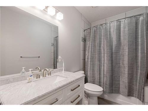 153 Crane Rise, Fort Mcmurray, AB - Indoor Photo Showing Bathroom