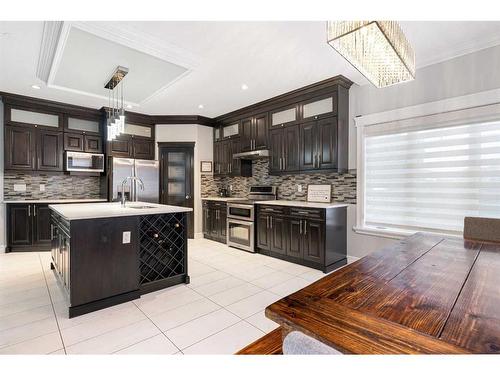 588 Heritage Drive, Fort Mcmurray, AB - Indoor Photo Showing Kitchen With Upgraded Kitchen