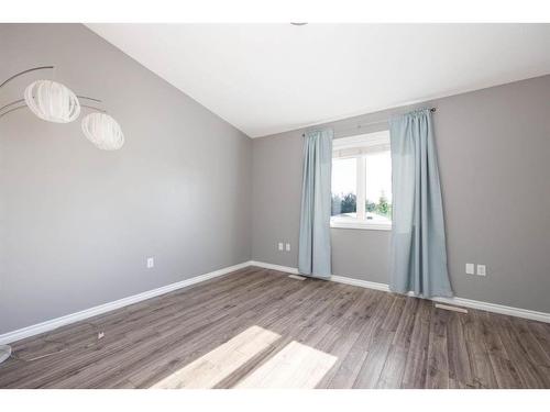 109 Pope Bay, Fort Mcmurray, AB - Indoor Photo Showing Other Room