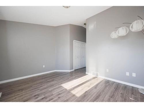 109 Pope Bay, Fort Mcmurray, AB - Indoor Photo Showing Other Room