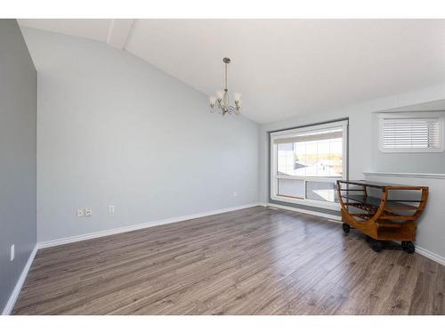 109 Pope Bay, Fort Mcmurray, AB - Indoor