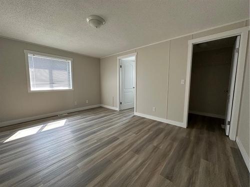 109 Hoehne Street, Fort Mcmurray, AB - Indoor Photo Showing Other Room