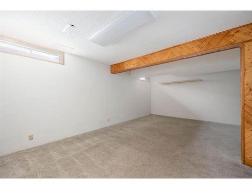 240 Windsor Drive, Fort Mcmurray, AB - Indoor