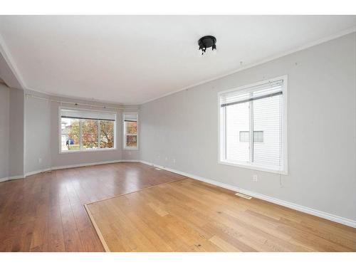 152 Burry Road, Fort Mcmurray, AB - Indoor Photo Showing Living Room