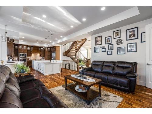 148 Beaconsfield Road, Fort Mcmurray, AB - Indoor Photo Showing Living Room