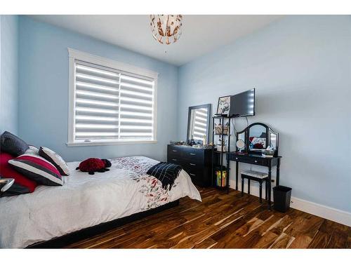 148 Beaconsfield Road, Fort Mcmurray, AB - Indoor Photo Showing Bedroom