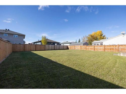 209 Brooks Place, Fort Mcmurray, AB - Outdoor With Backyard