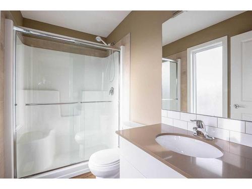 87-401 Athabasca Avenue, Fort Mcmurray, AB - Indoor Photo Showing Bathroom