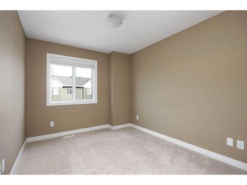 87-401 Athabasca Avenue, Fort Mcmurray, AB - Indoor Photo Showing Other Room