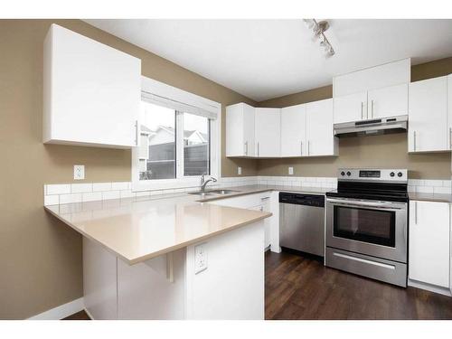 87-401 Athabasca Avenue, Fort Mcmurray, AB - Indoor Photo Showing Kitchen