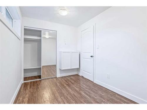 122 Leigh Crescent, Fort Mcmurray, AB - Indoor Photo Showing Other Room