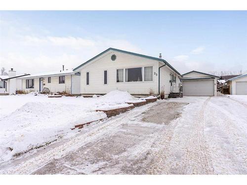 25 Fitzgerald Avenue, Fort Mcmurray, AB - Outdoor