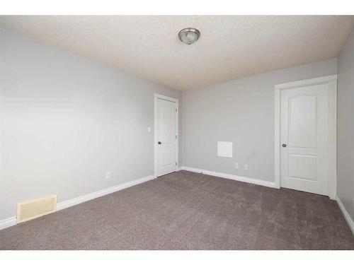 161 Robinson Lane, Fort Mcmurray, AB - Indoor Photo Showing Other Room