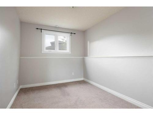 161 Robinson Lane, Fort Mcmurray, AB - Indoor Photo Showing Other Room