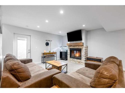 193 Beaverglen Close, Fort Mcmurray, AB - Indoor Photo Showing Living Room With Fireplace