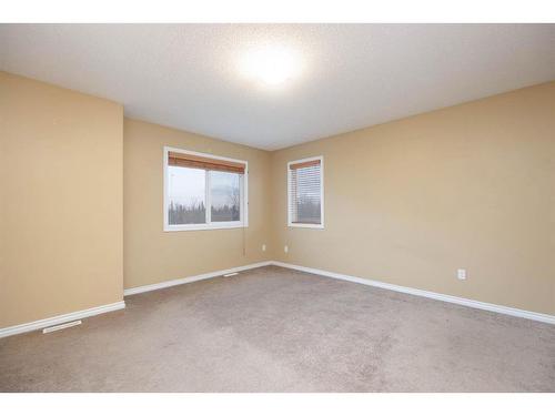 101 Sandstone Lane, Fort Mcmurray, AB - Indoor Photo Showing Other Room