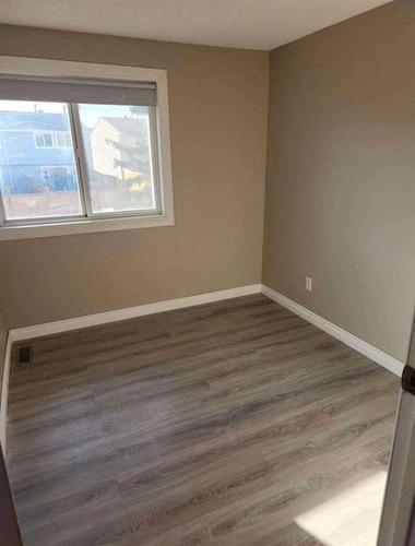 618-600 Signal Road, Fort Mcmurray, AB - Indoor Photo Showing Other Room