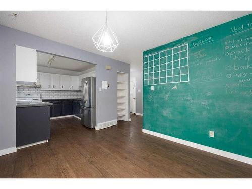 182 Wolverine Drive, Fort Mcmurray, AB - Indoor Photo Showing Other Room