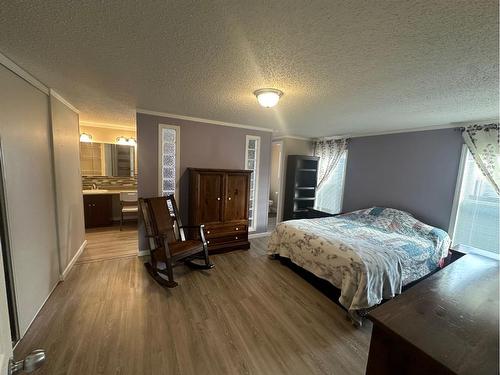 304 Ash Way, Fort Mcmurray, AB - Indoor Photo Showing Bedroom