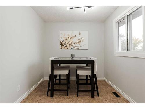 179 Cochrane Crescent, Fort Mcmurray, AB - Indoor Photo Showing Other Room